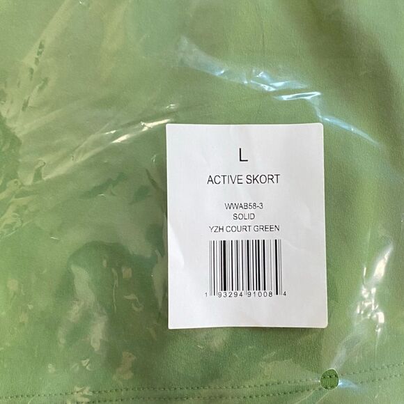 WeWoreWhat Active Skort Court Green Size Large NWT - Picture 6 of 8